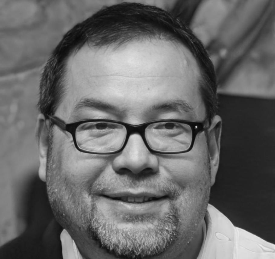 Портрет Олега Василенка, випускника програми